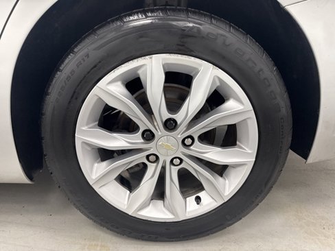 Used 2019 Chevrolet Malibu LT image 33