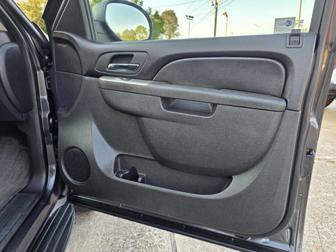 Used 2010 Chevrolet Tahoe LS image 43