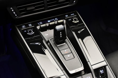 Used 2025 Porsche 911 Carrera image 33