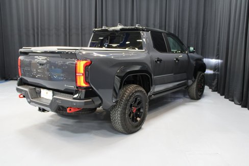 Used 2025 Toyota Tacoma TRD Pro image 7