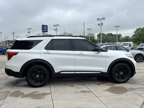 Used 2021 Ford Explorer XLT w/ Class III Trailer Tow Package image 9