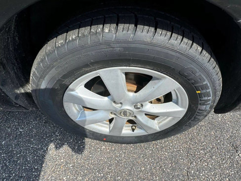 Used 2014 Nissan Versa SV image 32