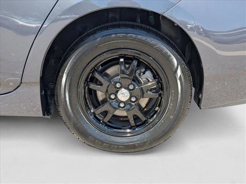 Used 2013 Toyota Prius Two image 22