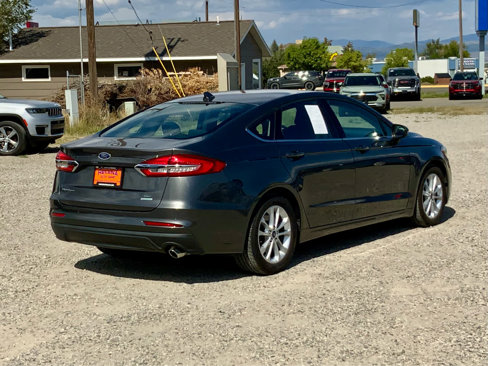Used 2019 Ford Fusion SE image 5