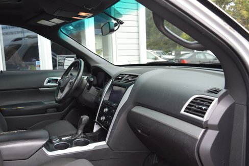 Used 2013 Ford Explorer XLT image 35