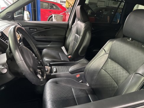 Used 2019 Honda Passport Elite image 6