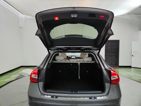 Used 2017 Mercedes-Benz GLA 250 image 31