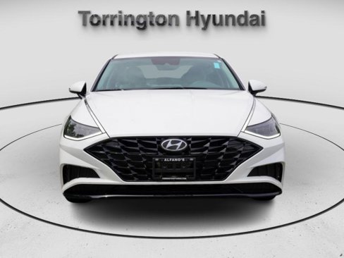 Used 2022 Hyundai Sonata SEL image 2