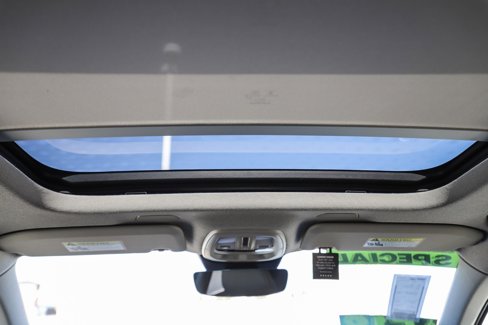 Used 2025 Volvo XC40 B5 Core w/ Protection Package Premier image 17