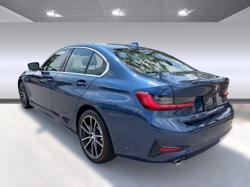 Used 2021 BMW 330i Sedan w/ Premium Package image 3