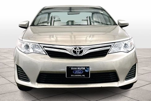 Used 2014 Toyota Camry LE image 3
