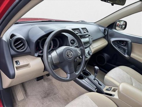 Used 2011 Toyota RAV4 4WD image 11