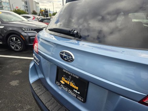 Used 2011 Subaru Outback 2.5i Limited w/ PWR Moonroof Pkg image 16