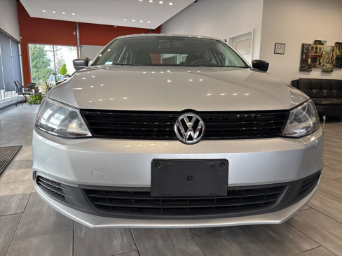 Used 2013 Volkswagen Jetta S image 2