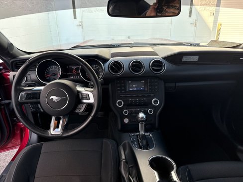 Used 2017 Ford Mustang Coupe image 26