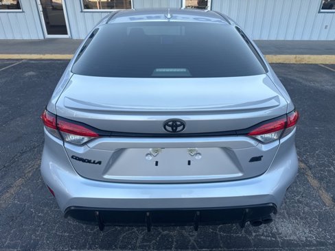 Used 2023 Toyota Corolla SE image 6