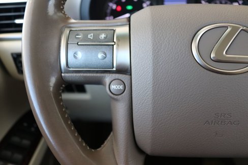 Used 2017 Lexus GX 460 image 39