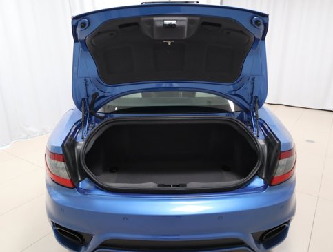 Used 2018 Maserati GranTurismo Sport image 11