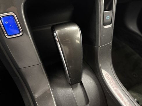 Used 2012 Chevrolet Volt Premium w/ Premium Trim Package image 14
