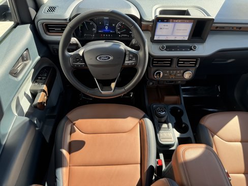 Used 2023 Ford Maverick Lariat image 13