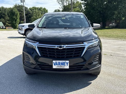 Used 2022 Chevrolet Equinox LS w/ LS Convenience Package image 2
