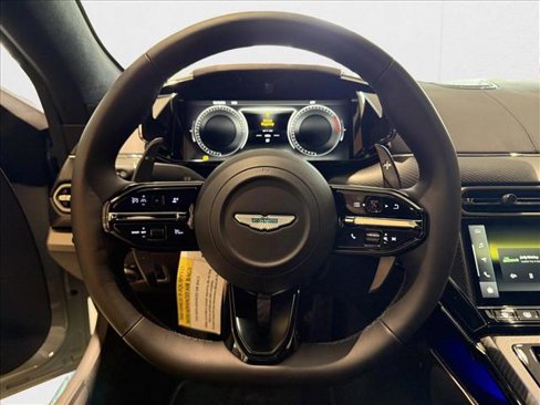 New 2025 Aston Martin V8 Vantage Coupe image 12