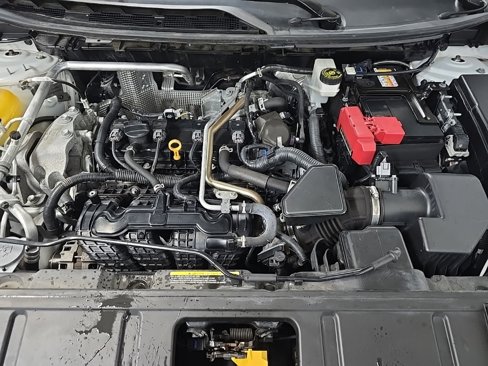 Used 2021 Nissan Rogue SV w/ Premium Package image 13