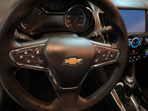 Used 2017 Chevrolet Cruze LT image 19