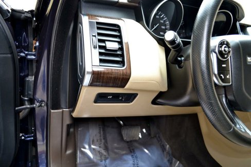 Used 2015 Land Rover Range Rover Sport HSE image 18
