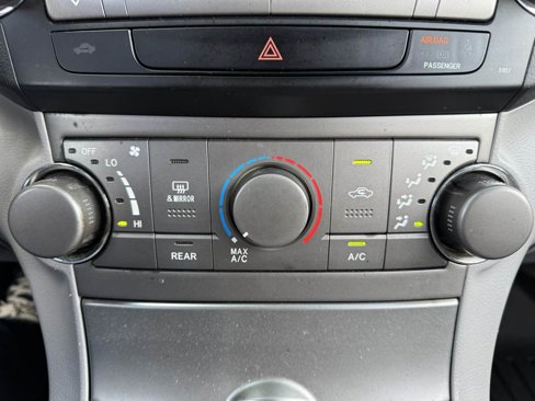 Used 2009 Toyota Highlander 2WD image 18