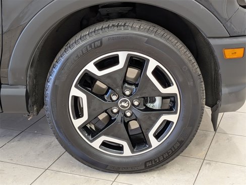 Used 2023 Ford Bronco Sport Outer Banks w/ Tech Package image 12