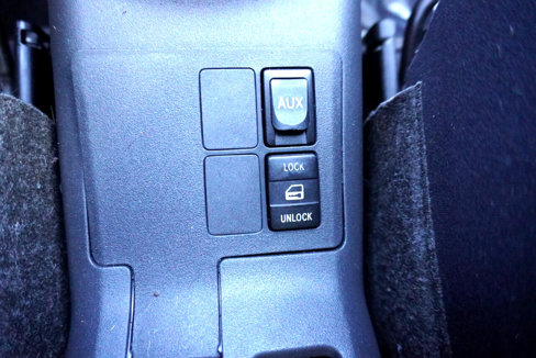 Used 2008 Toyota Yaris 2-Door Hatchback image 19