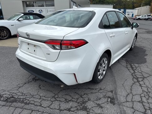 Used 2023 Toyota Corolla LE image 4