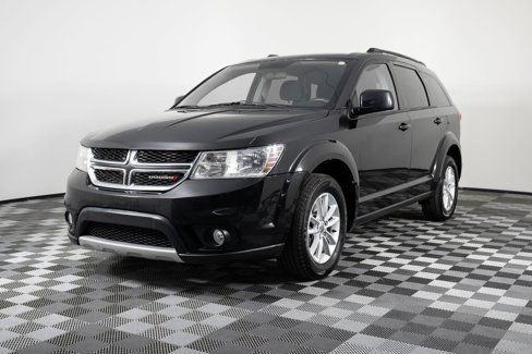 Used 2016 Dodge Journey SXT w/ Comfort/Convenience Group image 2