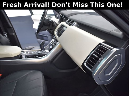 Used 2016 Land Rover Range Rover Sport HSE image 26
