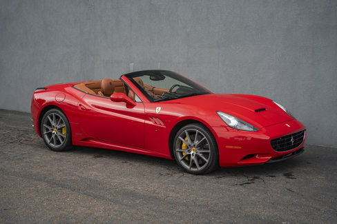 Used 2011 Ferrari California image 7
