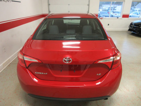 Used 2019 Toyota Corolla LE image 13