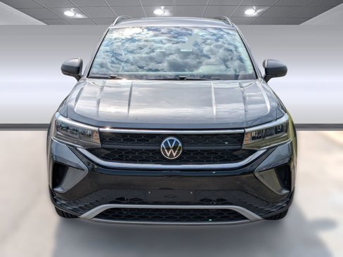 Used 2024 Volkswagen Taos S image 6