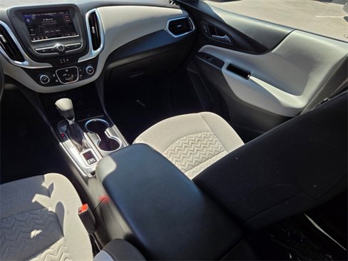 Used 2022 Chevrolet Equinox LT image 17