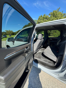 Used 2024 Chevrolet Silverado 1500 LT image 11
