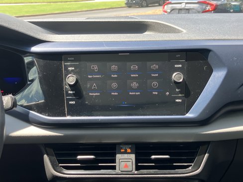 Used 2022 Volkswagen Taos SE image 26