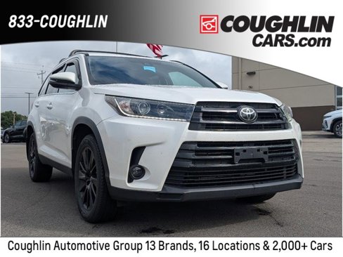 Used 2019 Toyota Highlander SE image 1