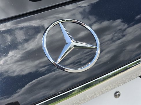 Used 2024 Mercedes-Benz GLE 450e 4MATIC image 14