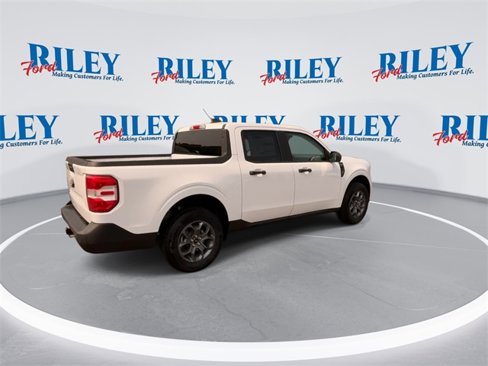 New 2025 Ford Maverick XLT w/ Equipment Group 302A image 8