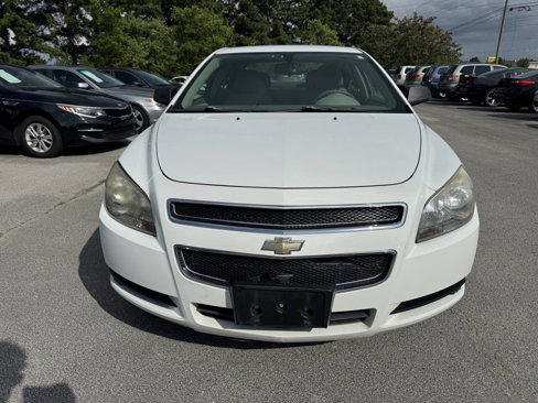 Used 2011 Chevrolet Malibu LS image 2