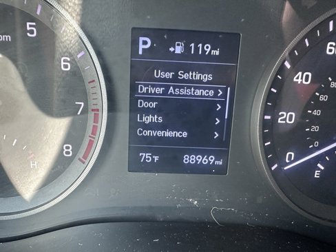 Used 2019 Hyundai Tucson Sport image 6