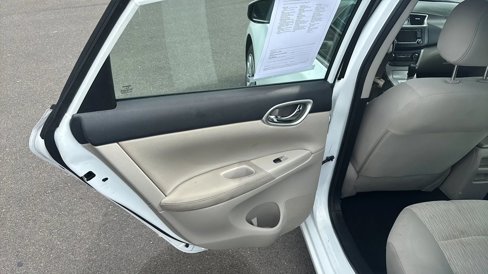 Used 2015 Nissan Sentra SV image 17