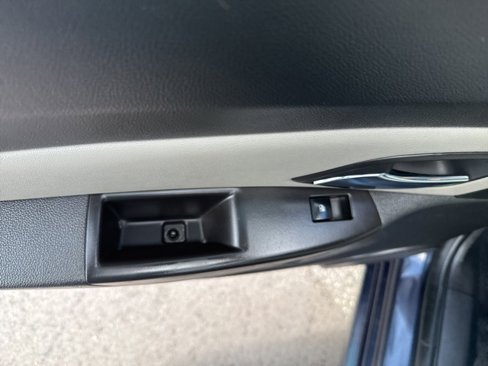 Used 2014 Chevrolet Cruze LT image 35