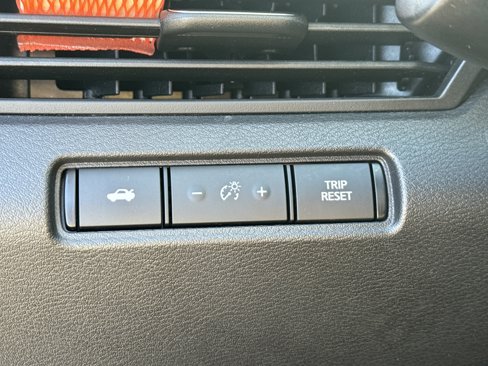 Used 2019 Nissan Altima 2.5 SR w/ SR Premium Package image 37