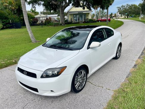 Used 2008 Scion tC Spec image 2